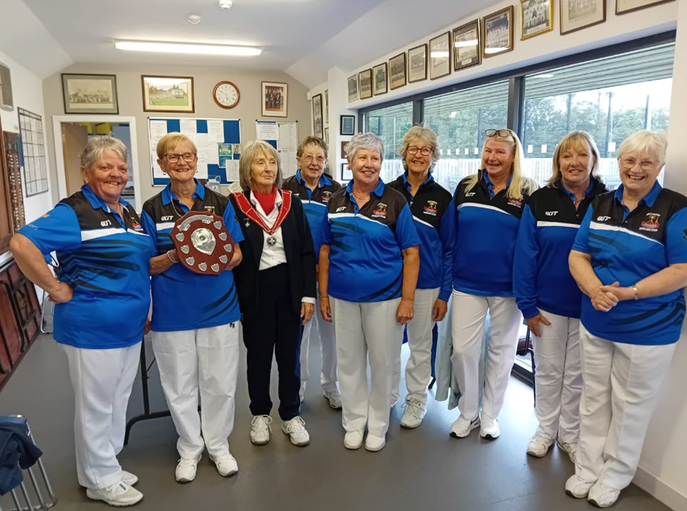 NIWPGL President Nan McBride MBE and Ballywalter Hazel Getty Cup Runners Up